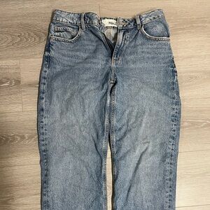 SIZE 4 WAIST 27 DYNAMITE STRAIGHT JEANS